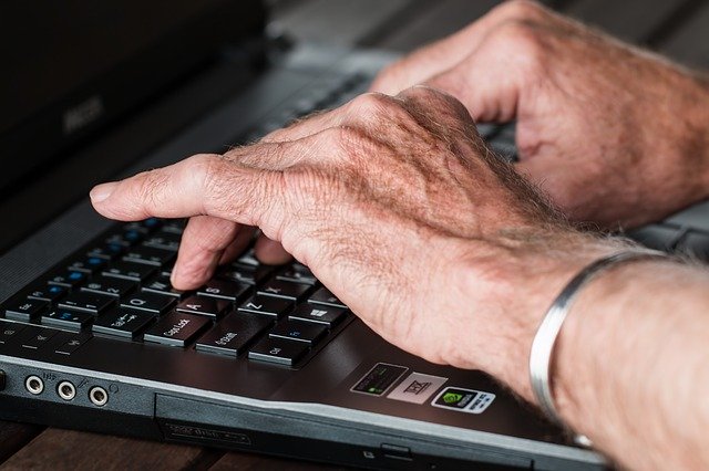 Wie können neue Technologien älteren Menschen helfen?